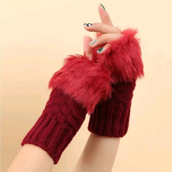 Burgundy Red Fingerless Knit Gloves Fur Trim - Picture 2 of 7